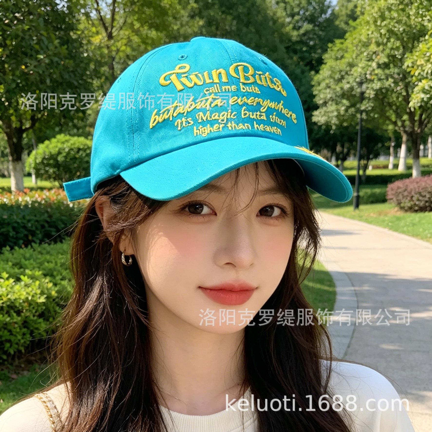 Spring and Summer New Letter Embroidered Baseball Cap Men's and Women's Outdoor Casual Versatile Face-Looking Small Retro Simple Peaked Cap