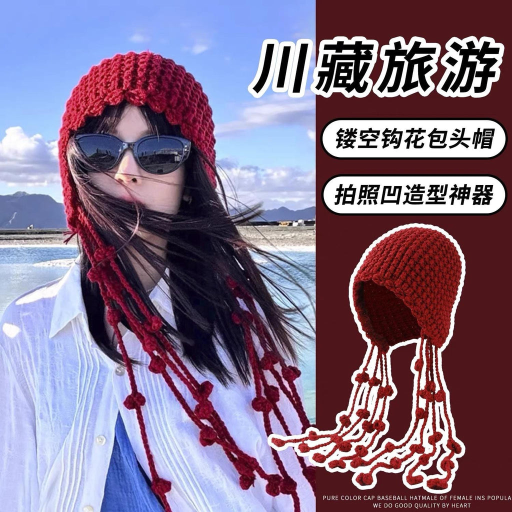 Red Tassel Ball Knitted Toe Cap Women's Autumn and Winter Western Sichuan Travel Wear Wear Hollow-out Face-Looking Small Wool Hat