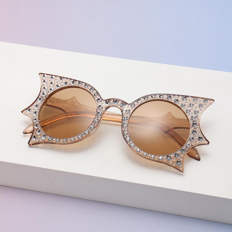 2026 New Diamond Sunglasses European and American Fashion Bat Rhinestone Glasses Halloween Masquerade Party Sunglasses