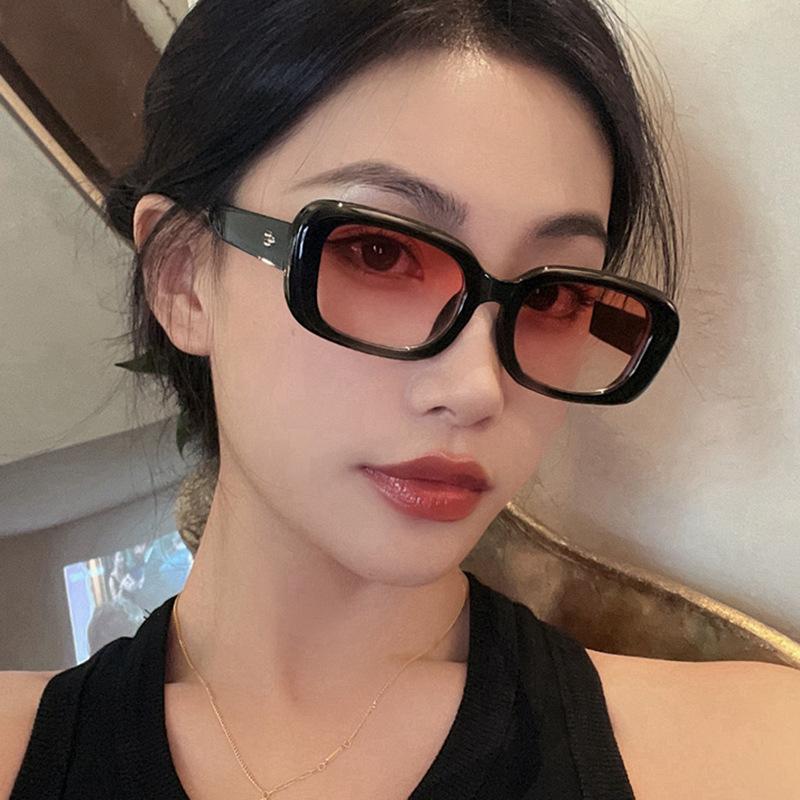 WANG Jiaer Same Sunglasses 2023 New Sunset Sunglasses Women's Oval Small Face Sunglasses Street Shot Korean Style