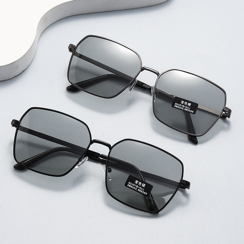 Photosensitive Color-Changing Polarized Sunglasses Men's Driver Driving Fishing Special Box UV-Proof Pilot Glasses