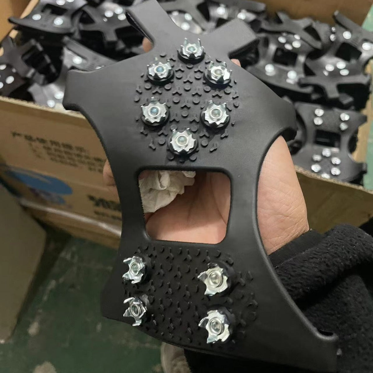 Factory Direct Sales 10-Tooth Steel Nail Crampons Non-Slip Wear-Resistant Shoe Cover Anti-Fall Silicone Anti-Freezing