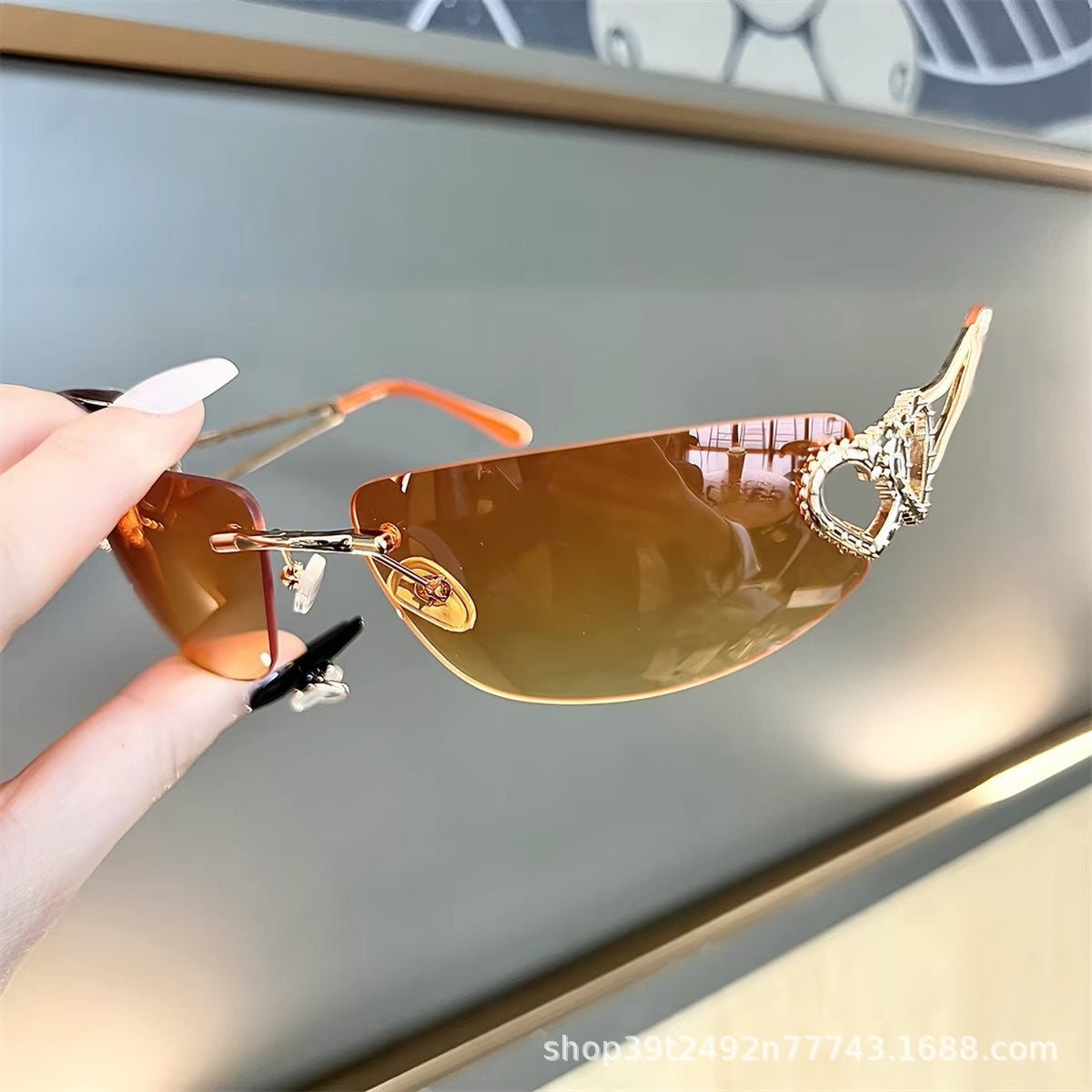 Mercury Film Frameless Sunglasses Women's High-Grade Cat Eye Online Celebrity Love Personality European and American Cycling Sunglasses Wholesale