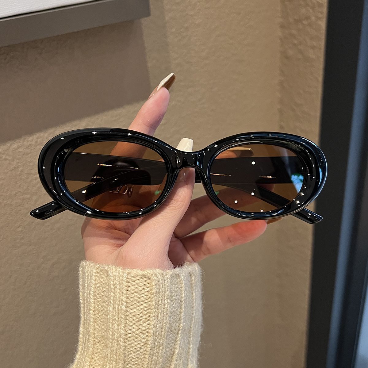 Oval White Frame Sunglasses European and American Concave Sunglasses Women's Big Face Cat Eye Sun Protection High-Grade INS Slimming